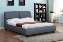 Charger l'image dans la galerie, 193 - Queen Grey Platform With HeadBoard Storage  *Floor Model*