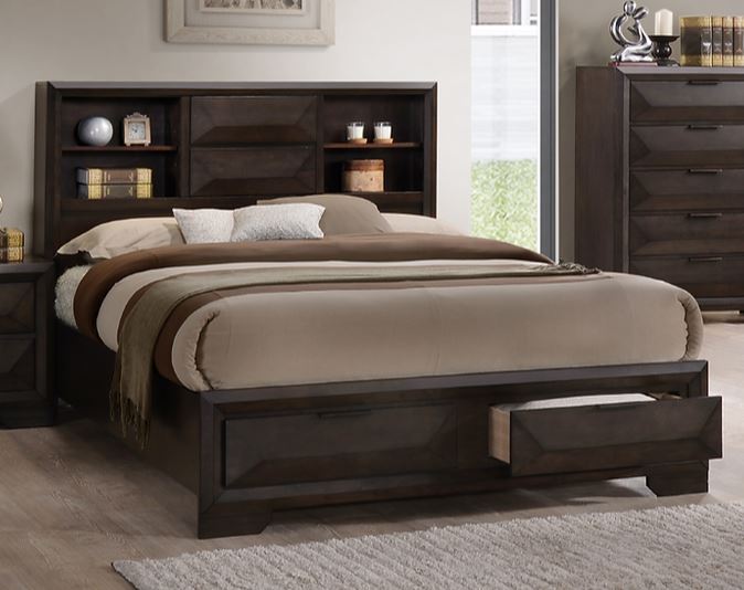 Floor Model Laura Bed Queen Size